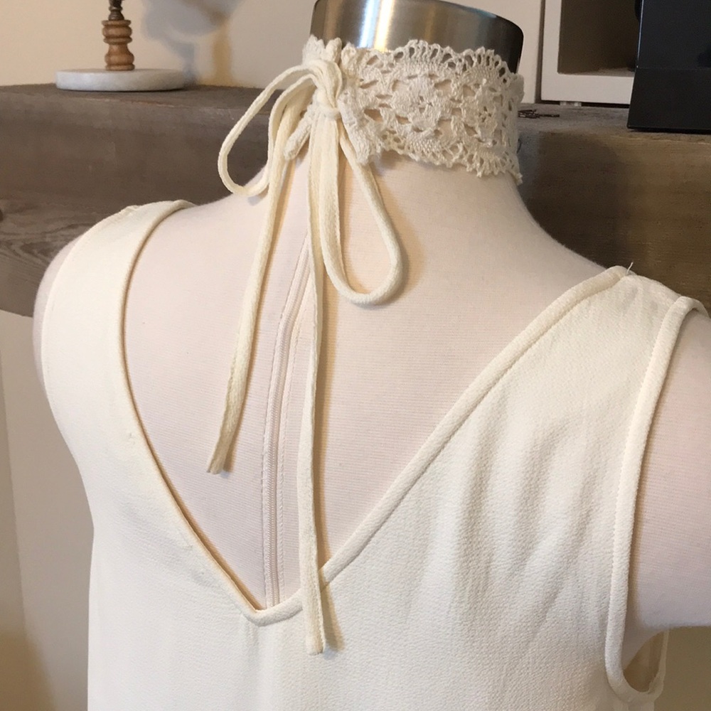 Entro Dress - Picture 4 of 4